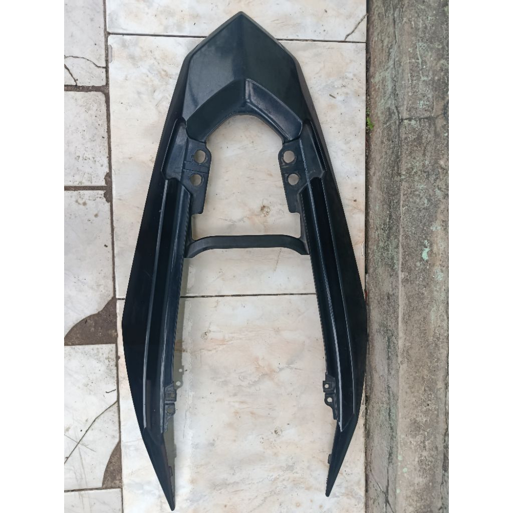 bodi body belakang bagian atas honda supra gtr 150R