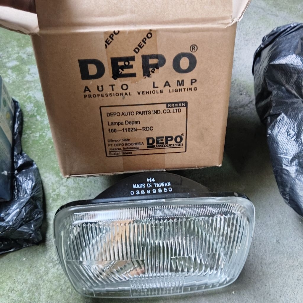 head lamp lampu cap depan lampu besar  mitsubishi L300