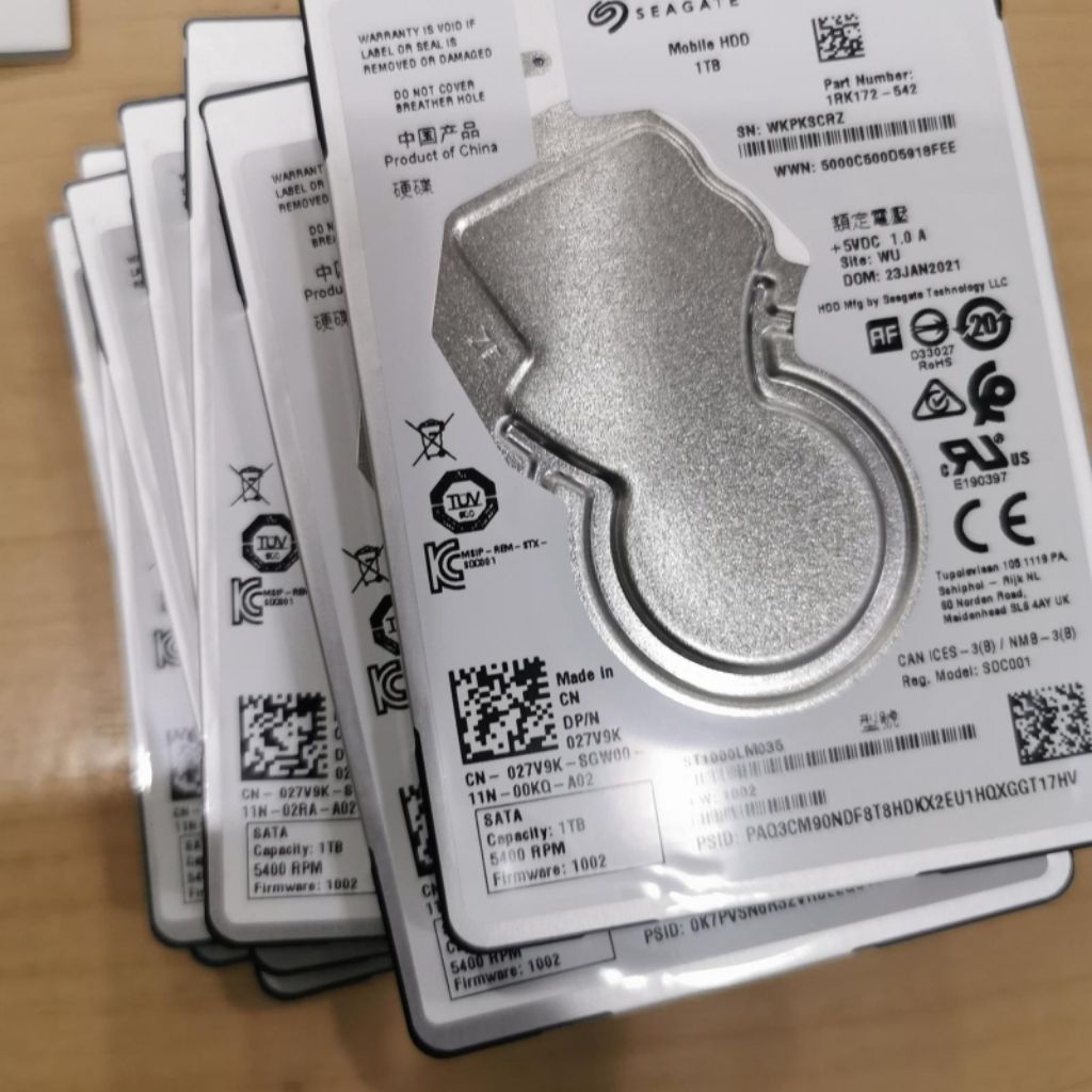Hardisk laptop seagate SLIM 1tb sentinel 100 
