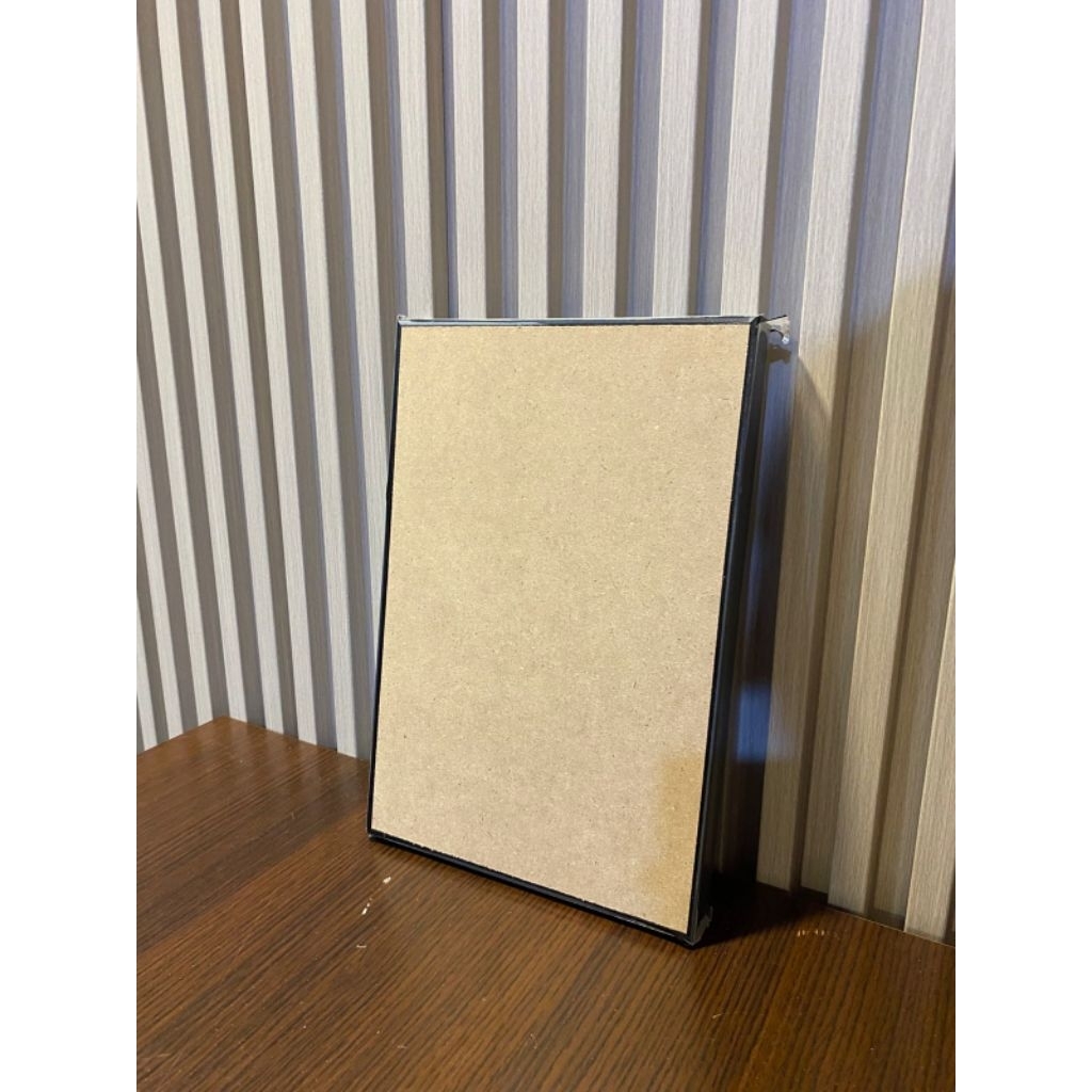 Frame Blok 12R/30cm x 40cm Hitam/Putih/Cream