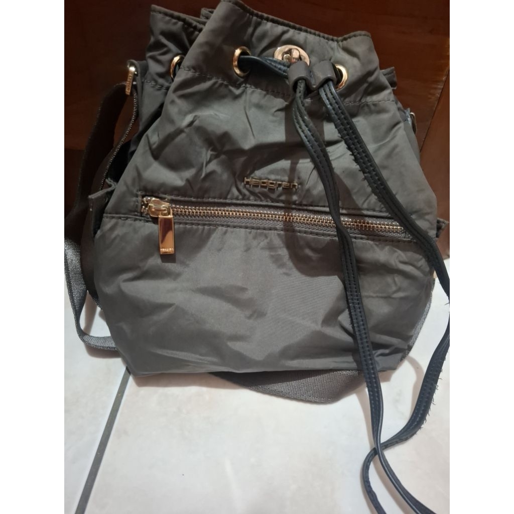 Tas drawstring Hedgren preloved