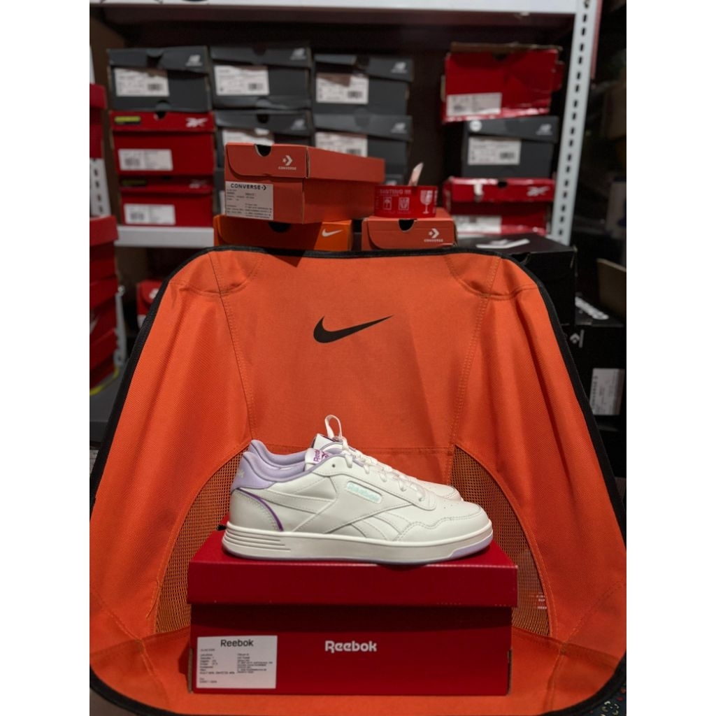 Reebok Court Advance Women