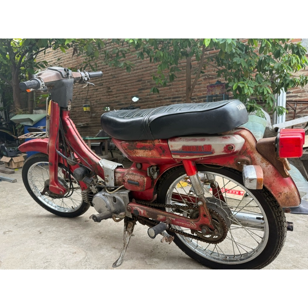 motor bekas yamaha V80 / motor kenangan / motor klasik / yamahan v80
