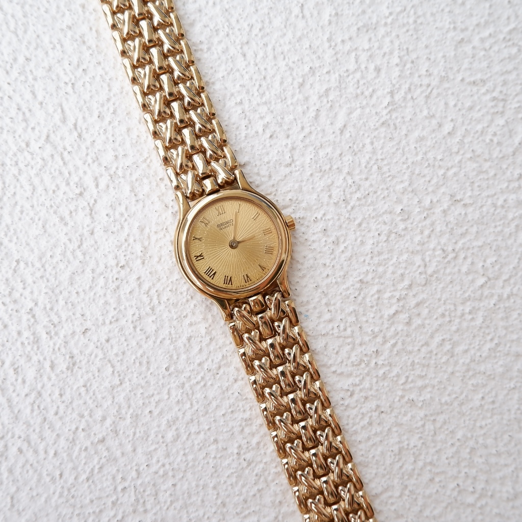 Seiko Ladies Vintage Textured Dial Roman
