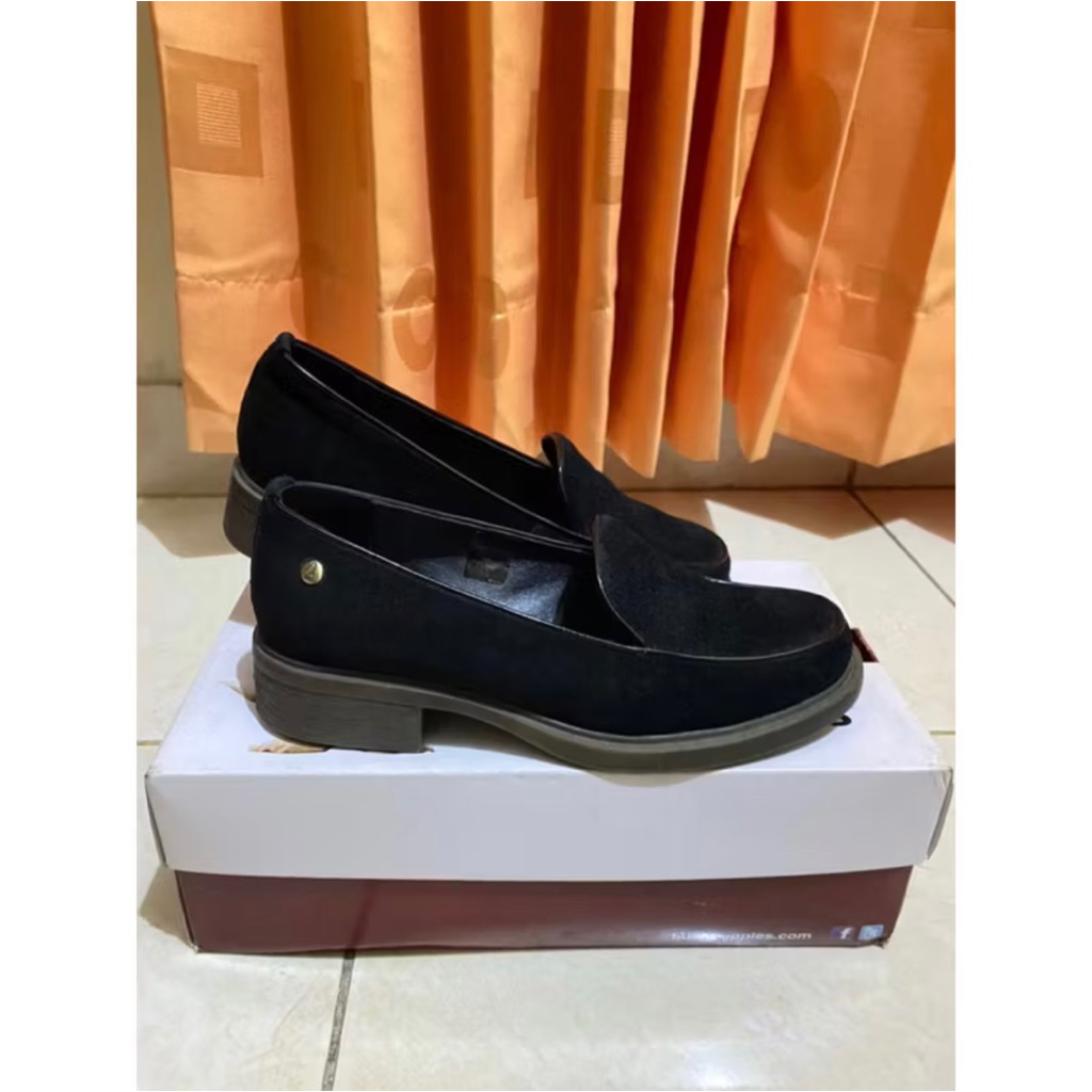 HUSH PUPPIES LOAFERS SLIP ON ORIGINAL