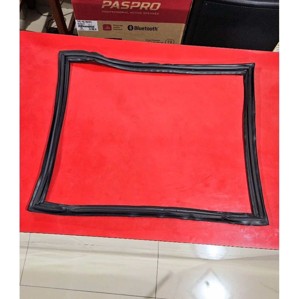 KARET PINTU KULKAS 2 PINTU POLYTRON ORIGINAL PRW 29 HITAM (55X44CM)