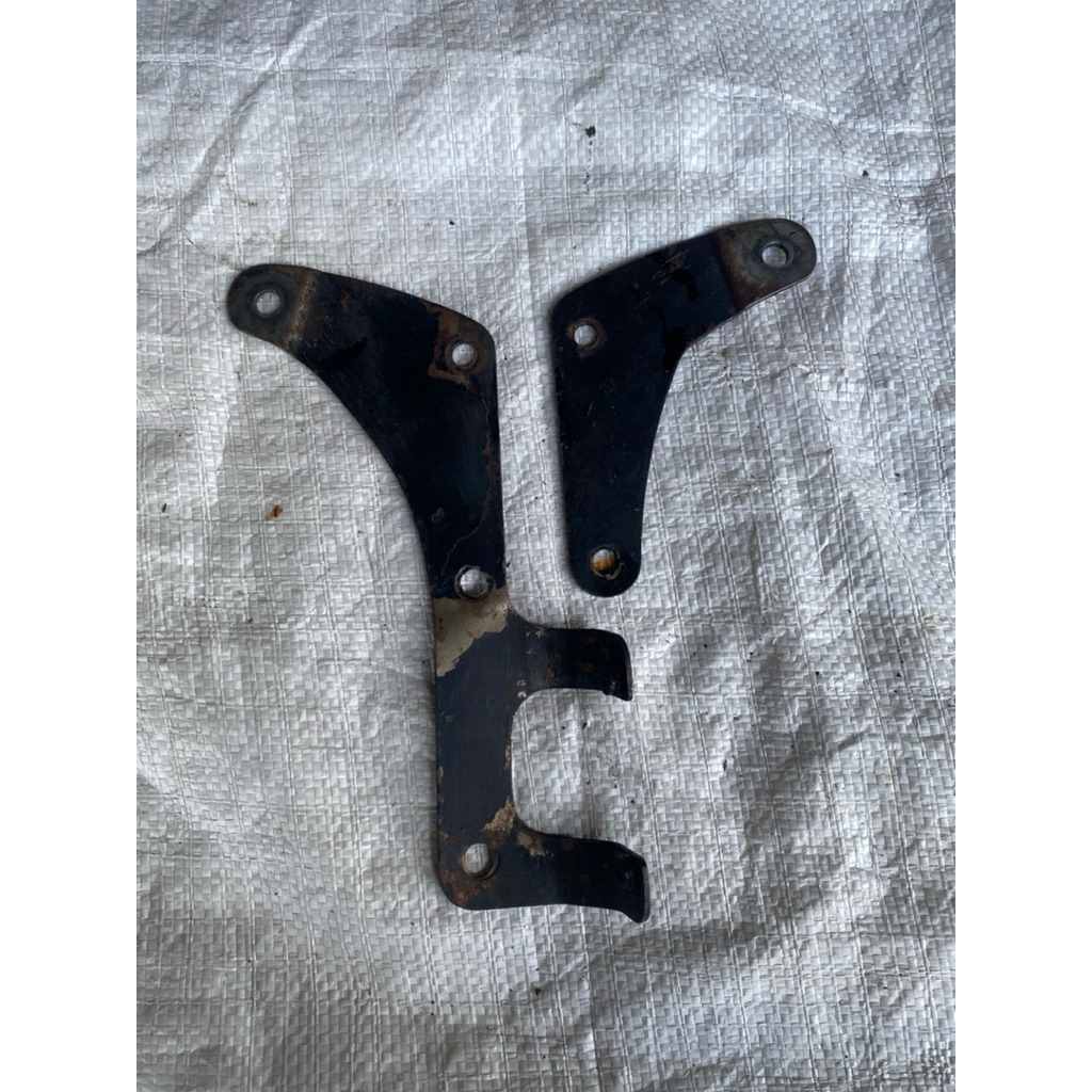 Braket dudukan pangkon mesin atas honda cg 125 cg 110 original lepasan copotan motor