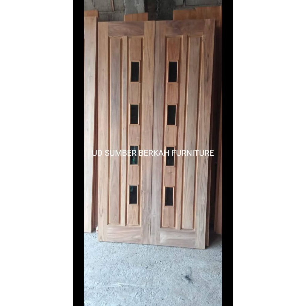 SET KUSEN + DAUN PINTU KUPU TARUNG BAHAN KAYU JATI. UKURAN MODEL MOTIF WARNA BISA CUSTOM