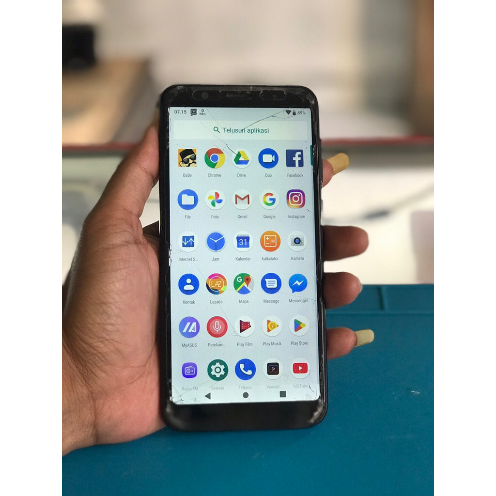 ASUS zenfone max pro m1 ram 3/32 normal sesuai deskripsi