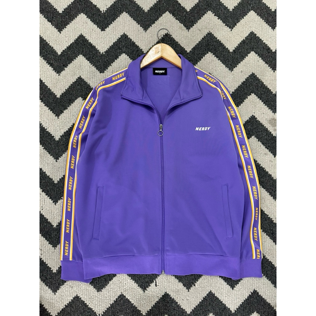 Nerdy Tracktop Spellout Casual Jaket