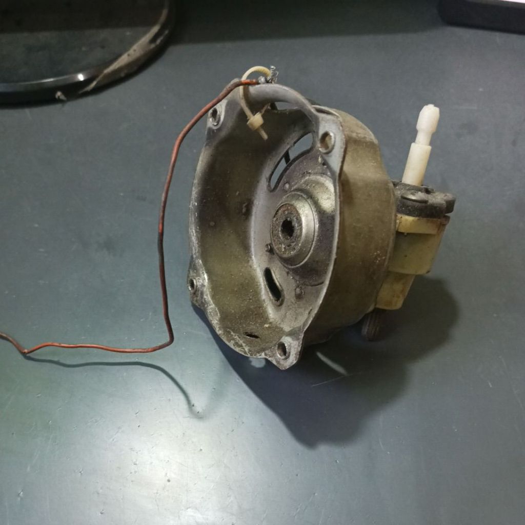 sparepart rumah dinamo kipas angin bekas sesuai gambar