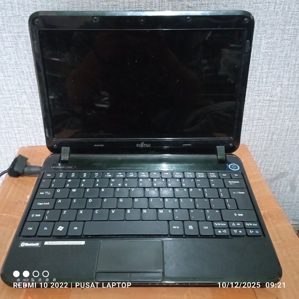 LIFEBOOK FUJITSU PH521 Kondisi mesin nyala mati gambling unit Mulus