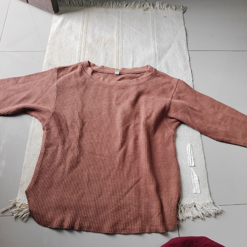 Preloved kaos waffle uniqlo pesanan