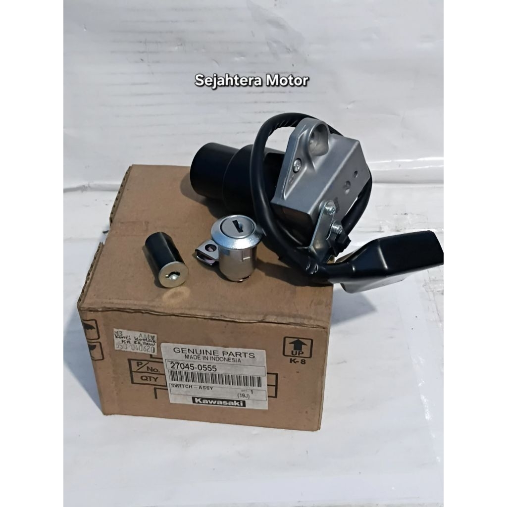 Key Set/ Kunci Kontak asli KAWASAKI untuk motor NINJA RR NEW 27045-0555