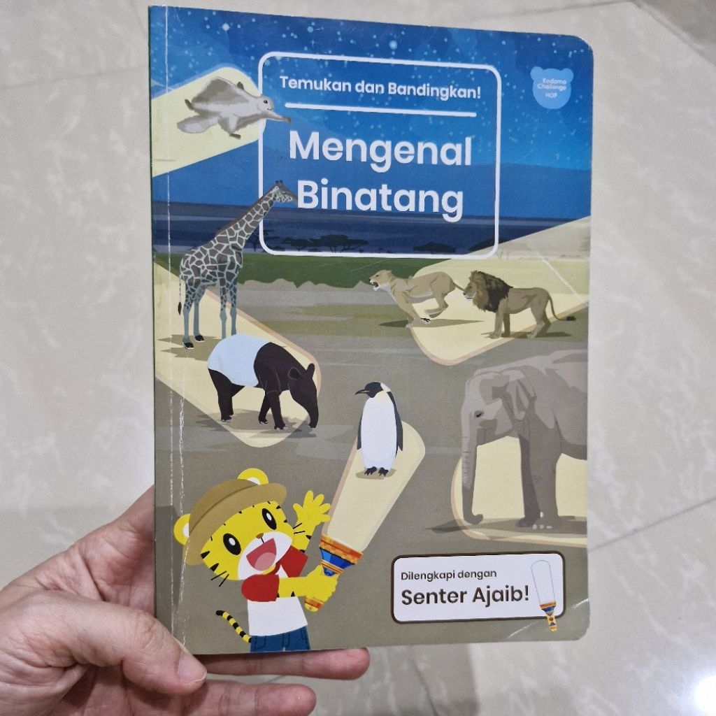 Shimajiro buku senter ajaib