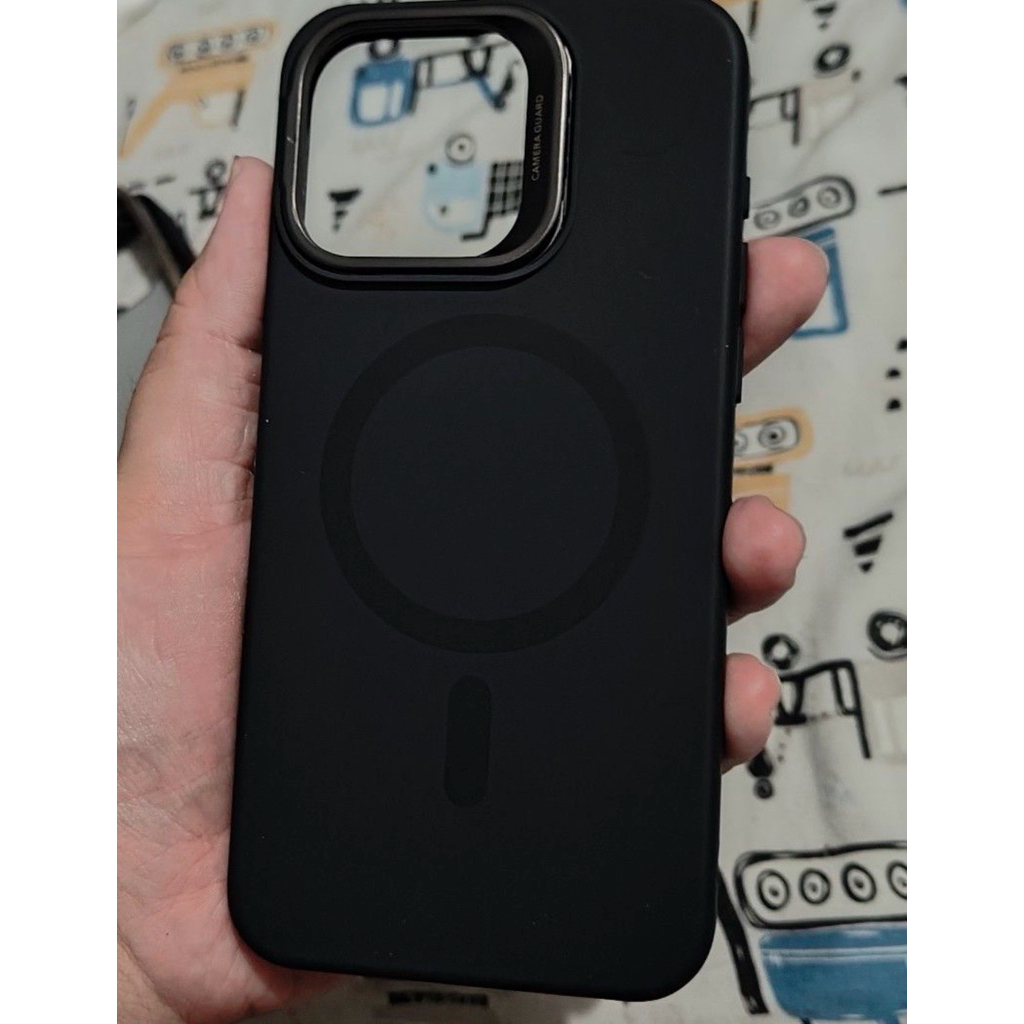 esr rubber case iphone 15 pro max