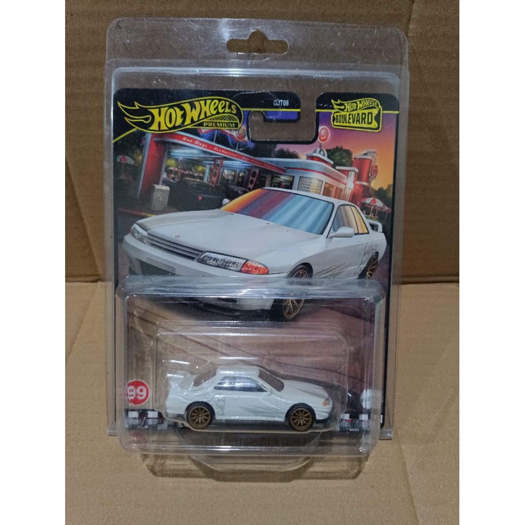 hotwheels nissan skyline r32 Boulevard premium