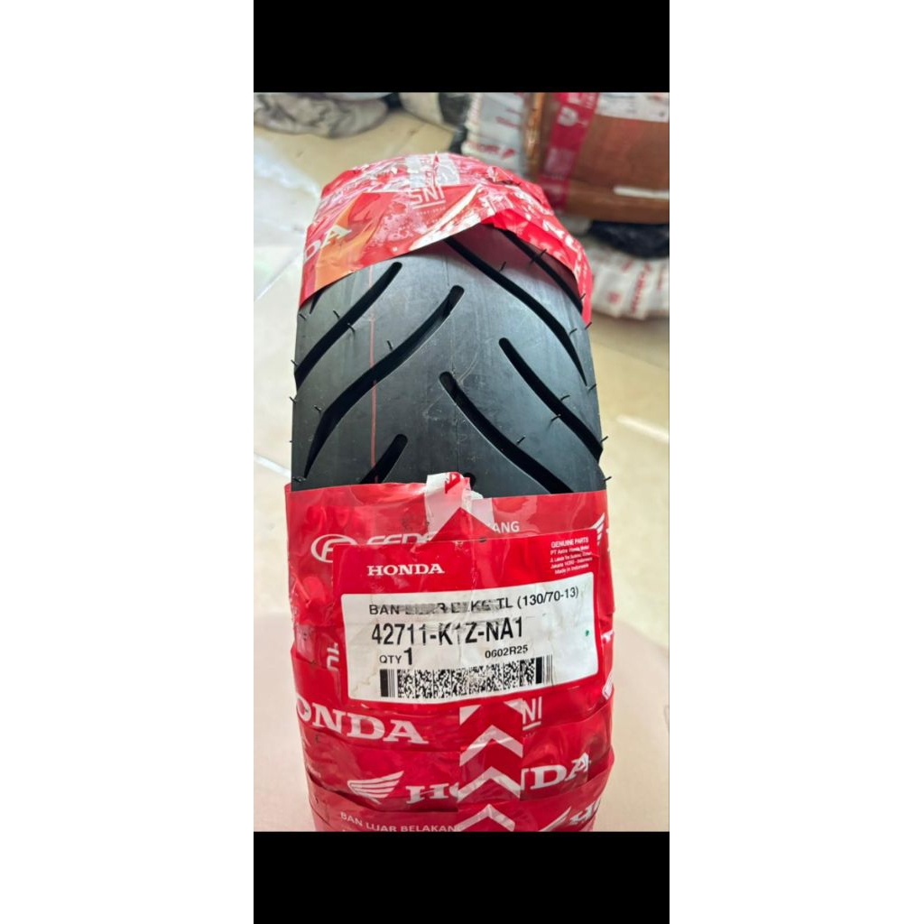 42711K1NA1 130/7013 ban luar belakang pcx160 original ahm