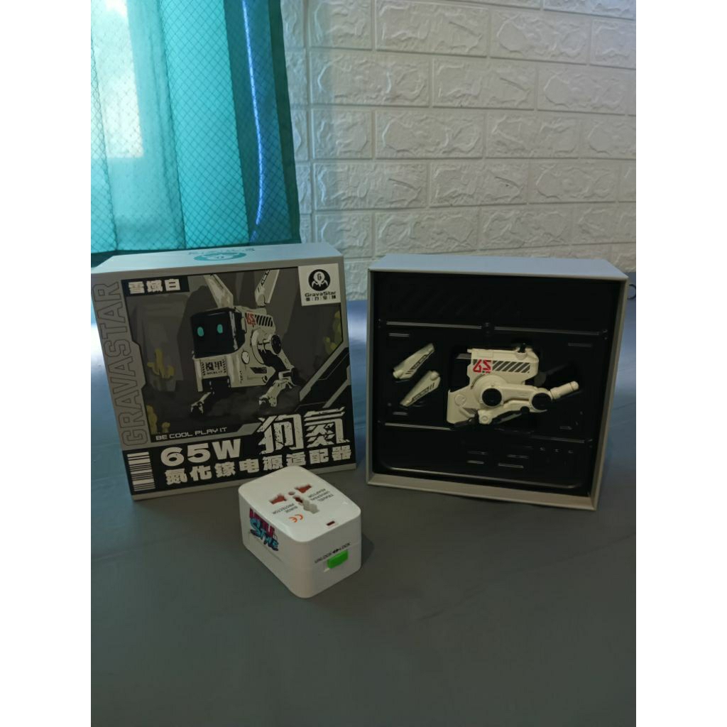 ADAPTOR CHARGER GRAVASTAR 65W MECHA + FREE ADAPTOR COLOKAN