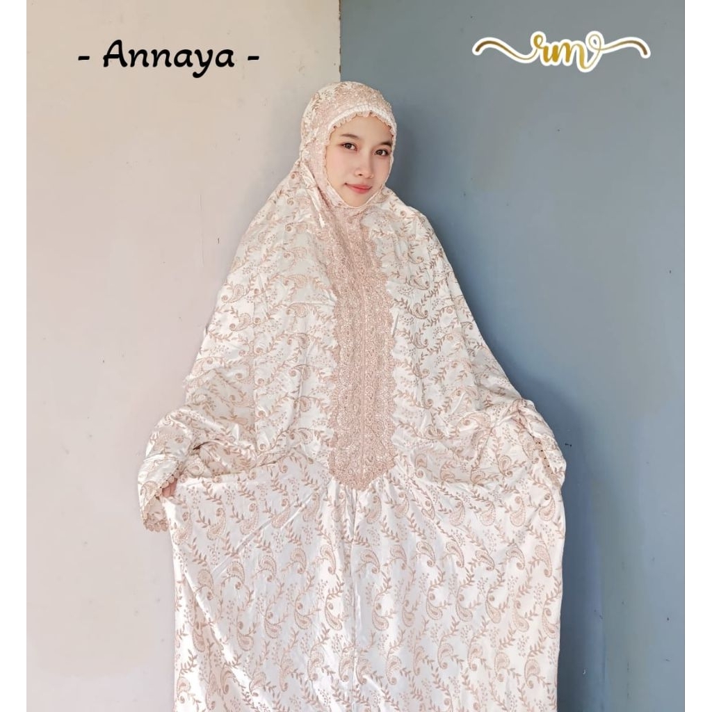 MUKENA DEWASA SUTRA JEPANG ANNAYA RENDA KALUNG DAUN TERUSAN