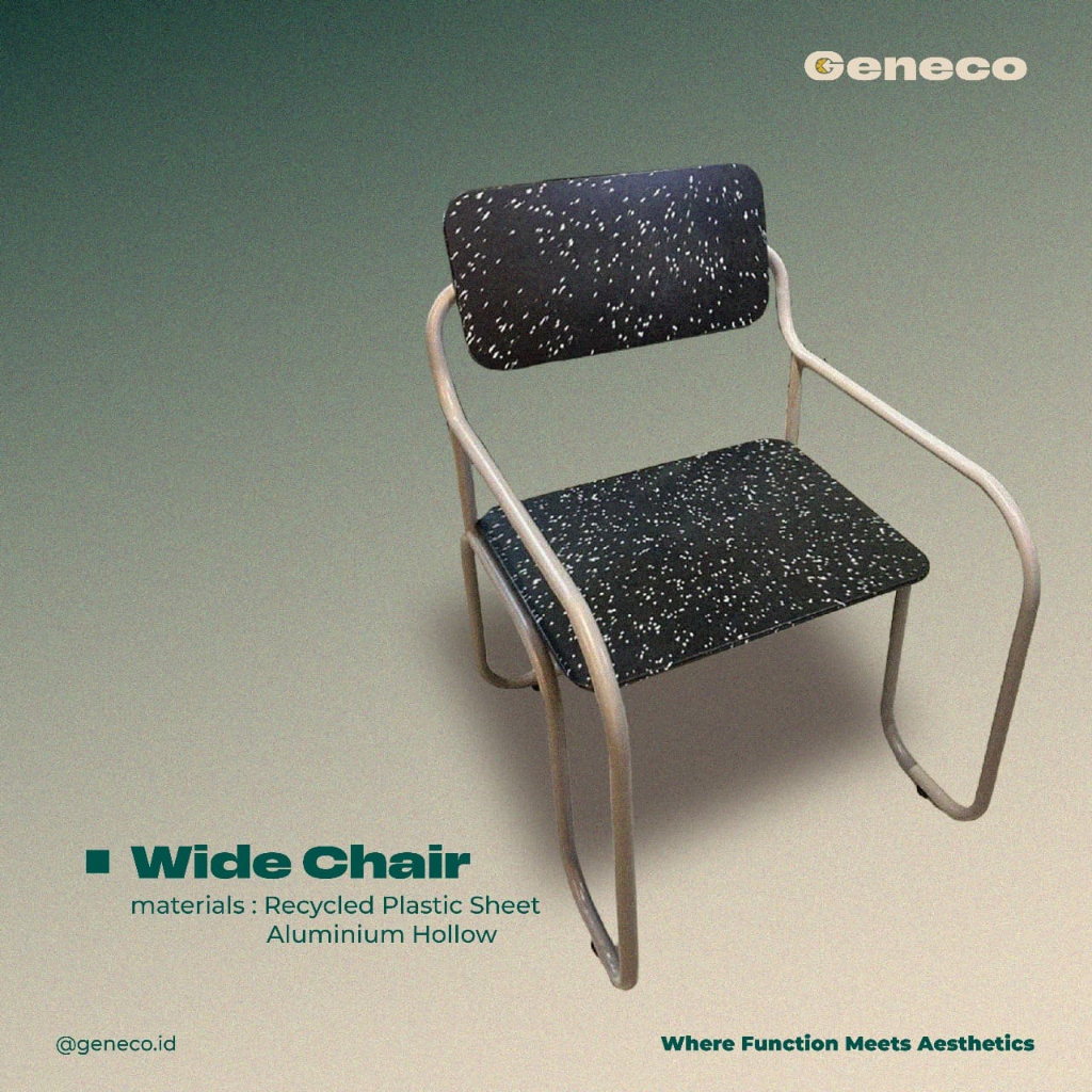 Wide Chair Recycle Plastic Kursi Hollow Stainless Plastik Minimalis Estetik