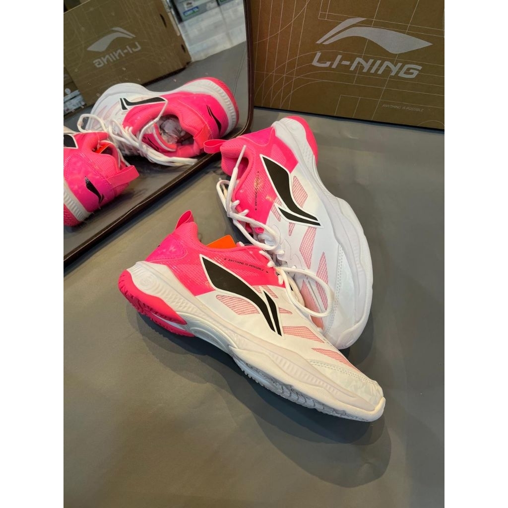 Sepatu Bulutangkis LINING GLADIATOR (AYTV017) PROFESIONAL SHOES-Sepatu Badminton Lining GLADIATOR or