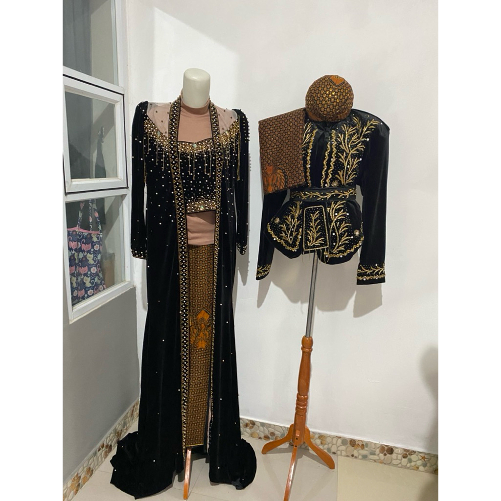 SET BAJU PENGANTIN ADAT JAWA BAJU PENGANTIN MEWAH ADAT JAWA TRADITIONAL SATU SET DENGAN SENDAL PENGA