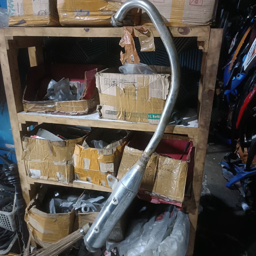 knalpot kenalpot standar original minus suzuki thunder tunder 125 old copotan bekas