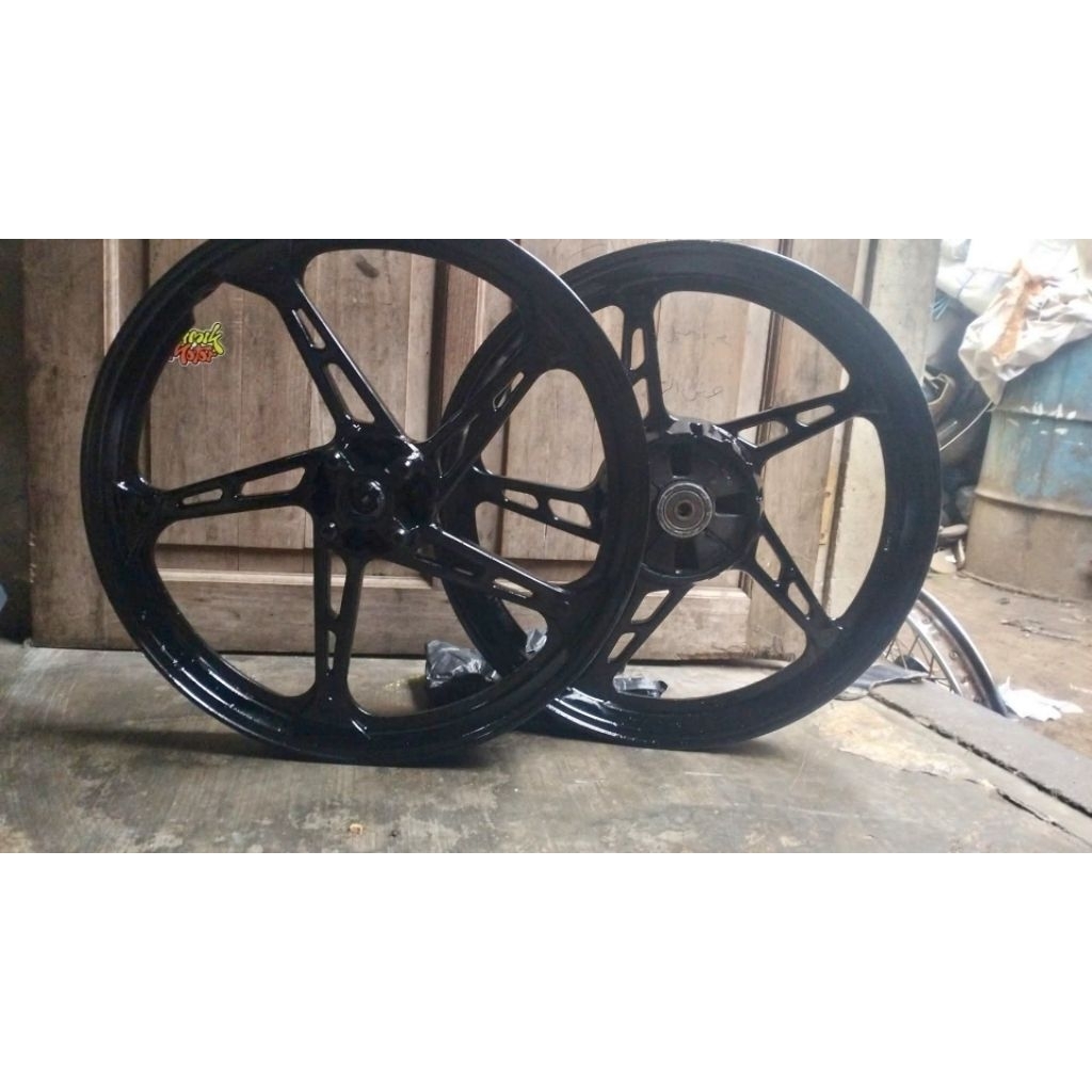velg veleg pelg peleg cw balok rasing racing original Yamaha Jupiter z burhan MX Vega new zr
