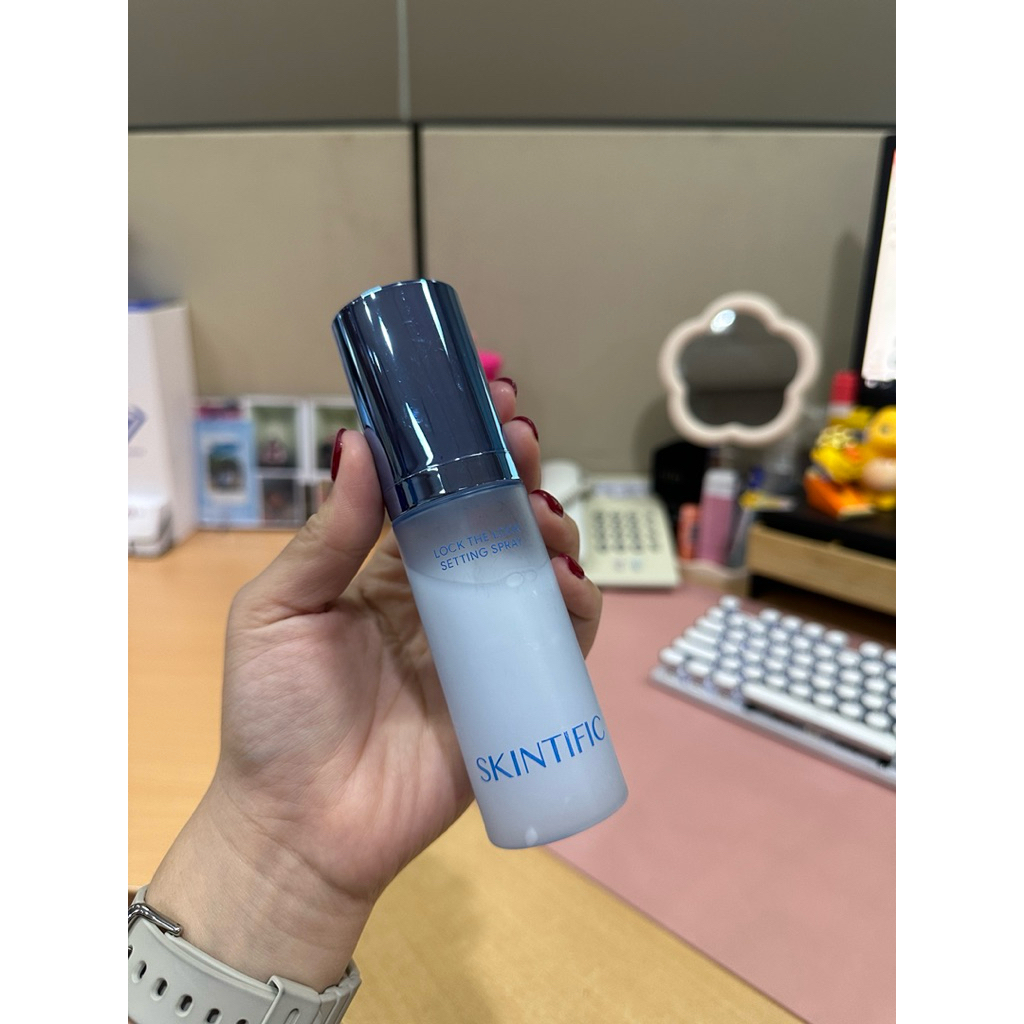 Preloved setting spray skintific