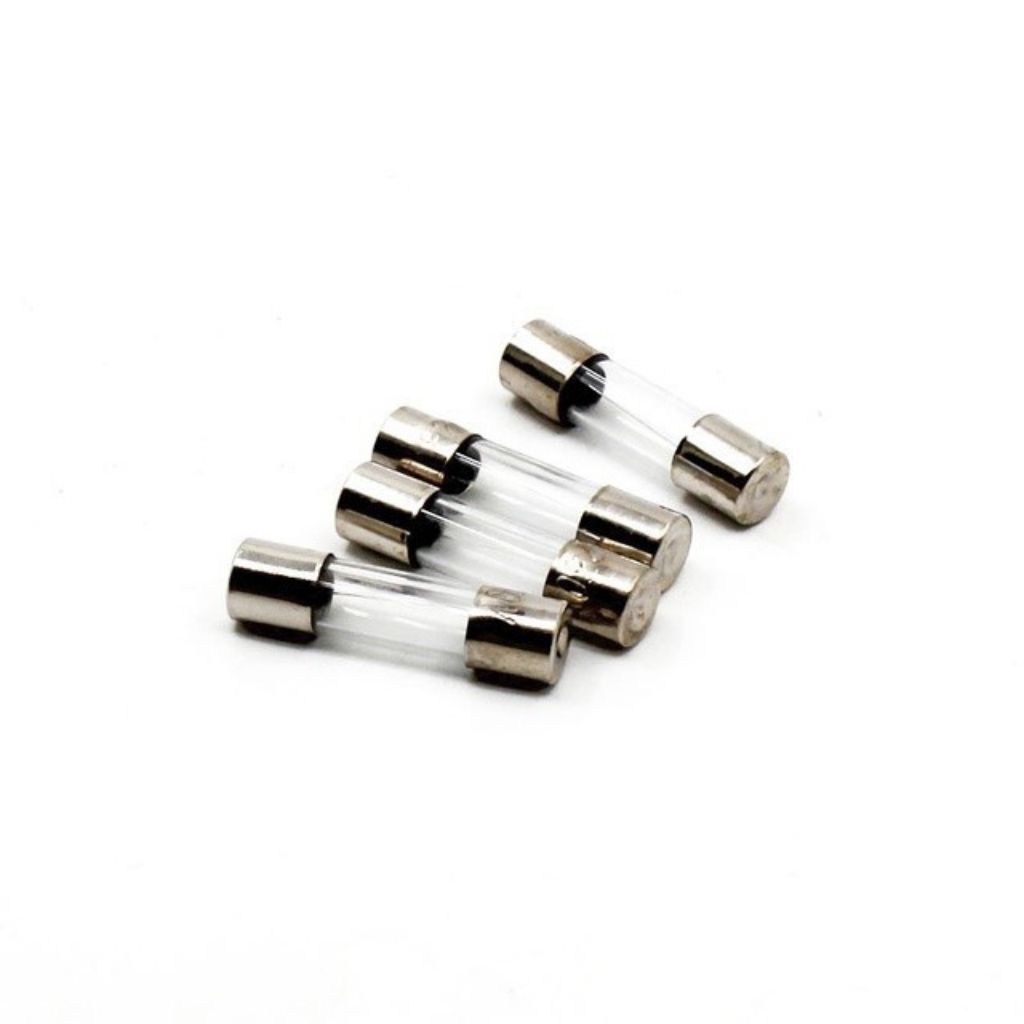 Sekring Kaca Kecil 10A Fuse kecil 10 A Fuse 10 Amper 20mm Diameter 5mm