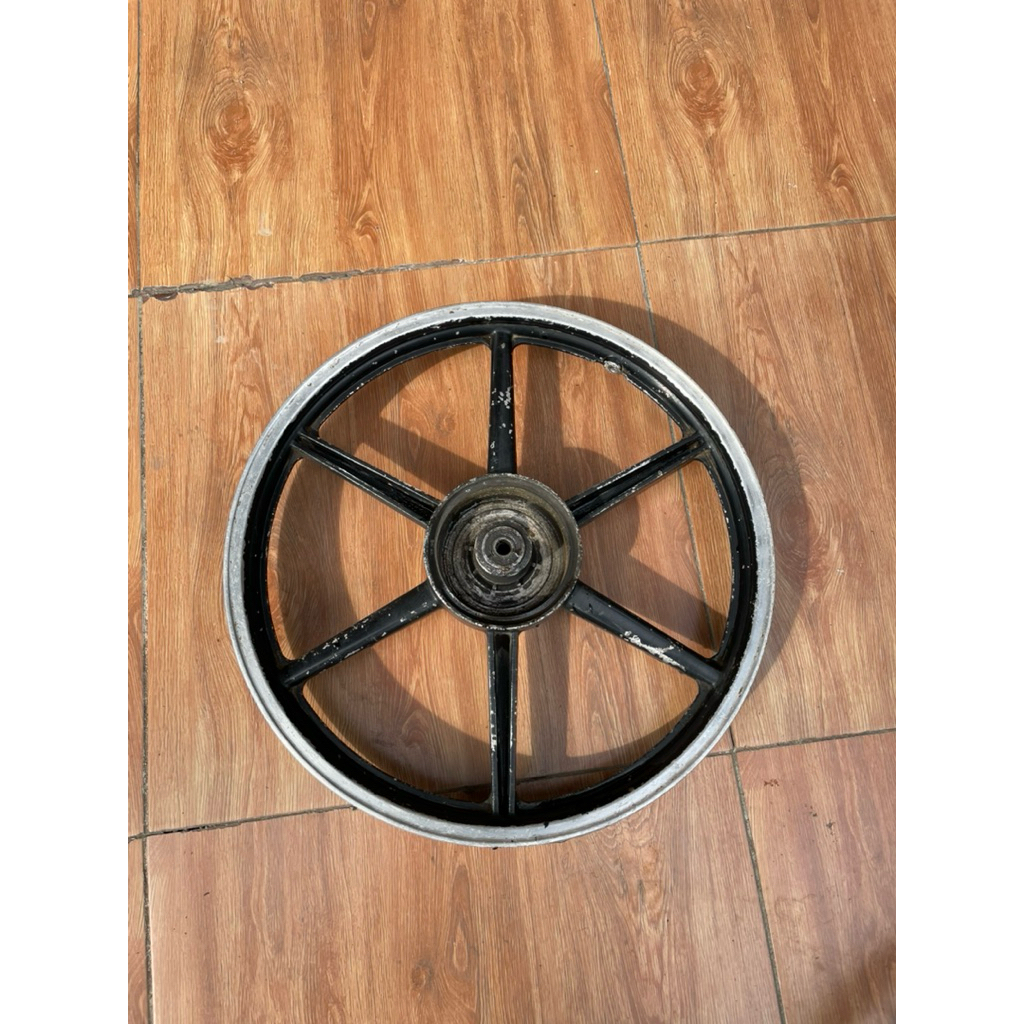 velk palang 6 belakang suzuki