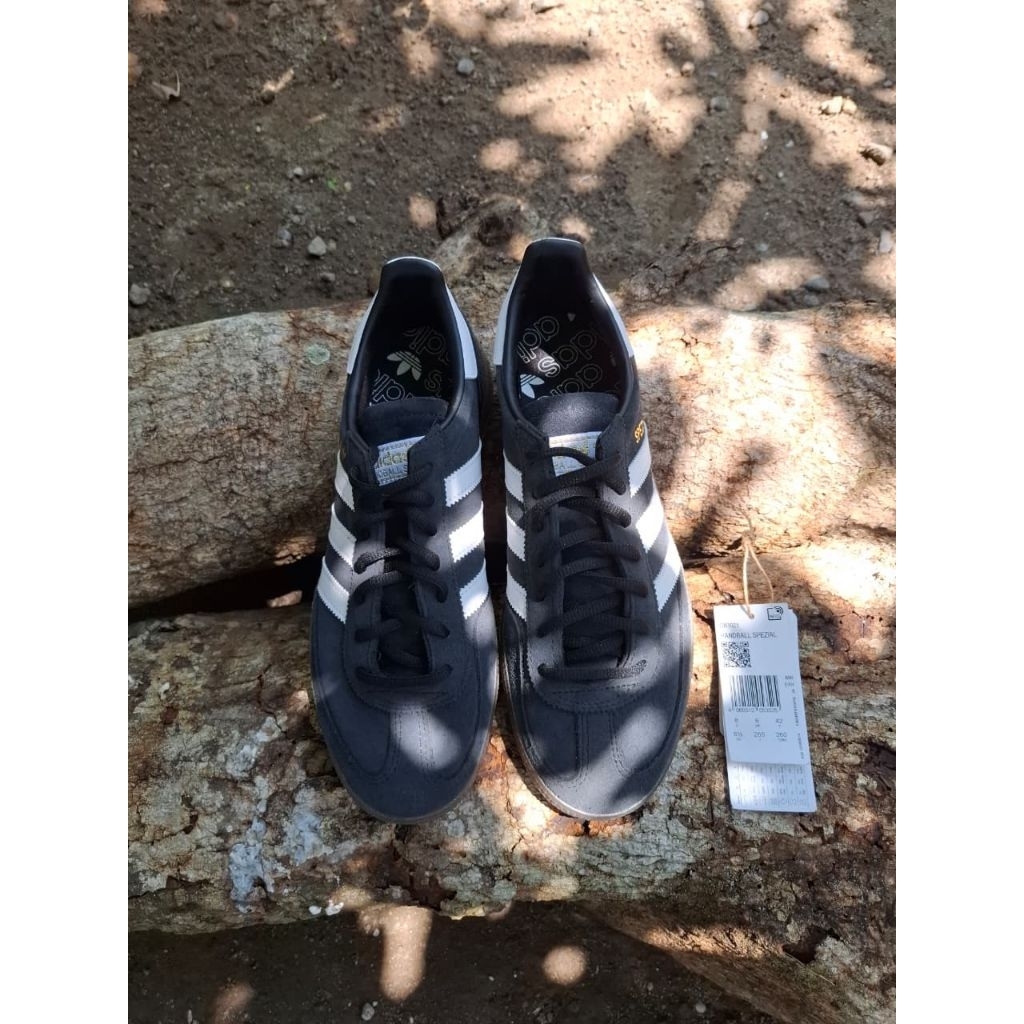 Adidas Spezial Black White