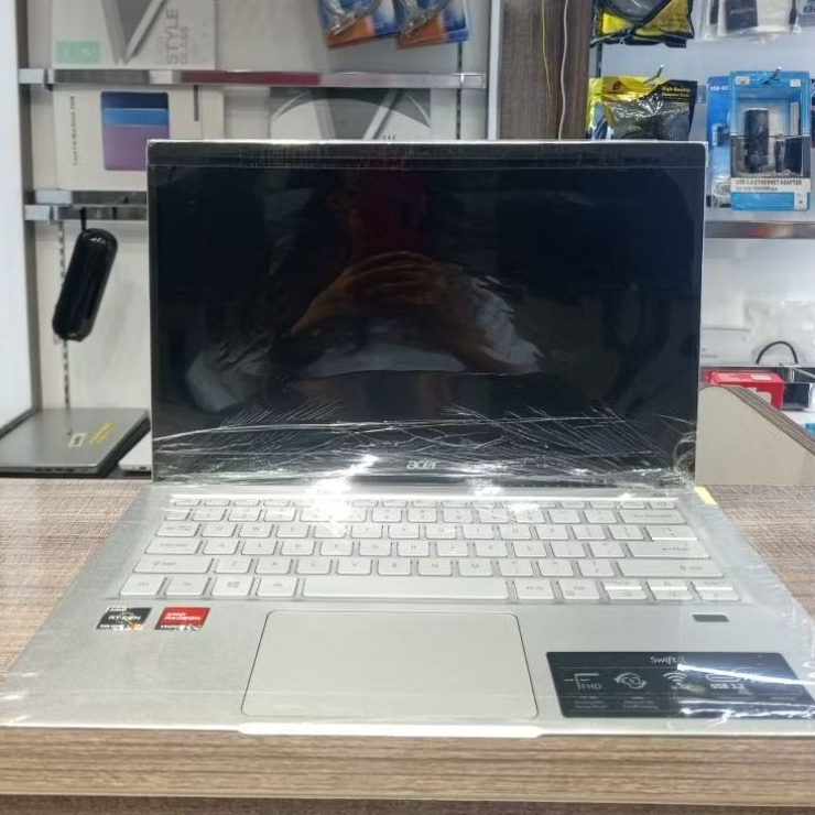 ACER SWIFT 3 Amd Ryzen 7-5700 Ram 8 GB SSD 512 GB ukuran 14inch