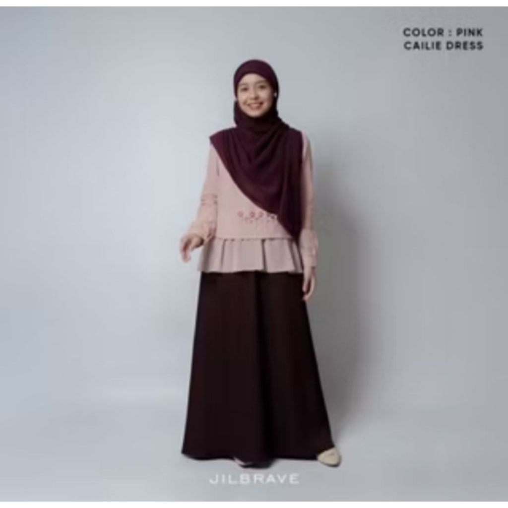 PRELOVED_CAILIE_DRESS_BY_JILBRAVE_UKURAN_M