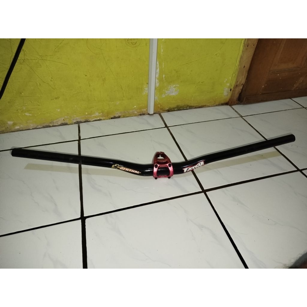 Stang, handlebar, entity 31,8 copotan siskiu D7 panjang 75cm (repaint) Includ Stem Raze oversize pen