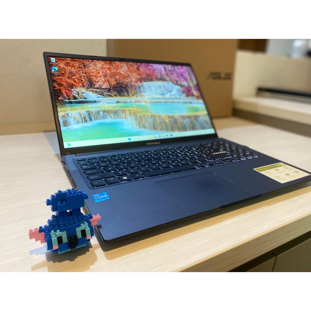 Laptop touchscreen i3 gen12 asus vivobook a1502za