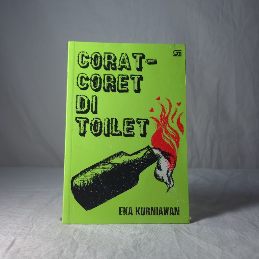 [Preloved] Buku Original Corat-coret di Toilet by Eka Kurniawan