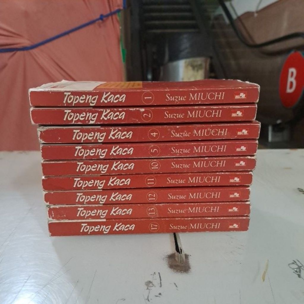 Preloved Komik Topeng Kaca Deluxe Original