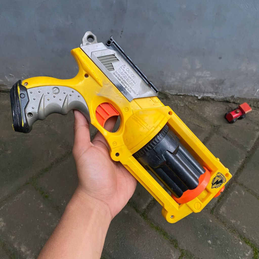 nerf maverick rev 6 dart gun n strike original
