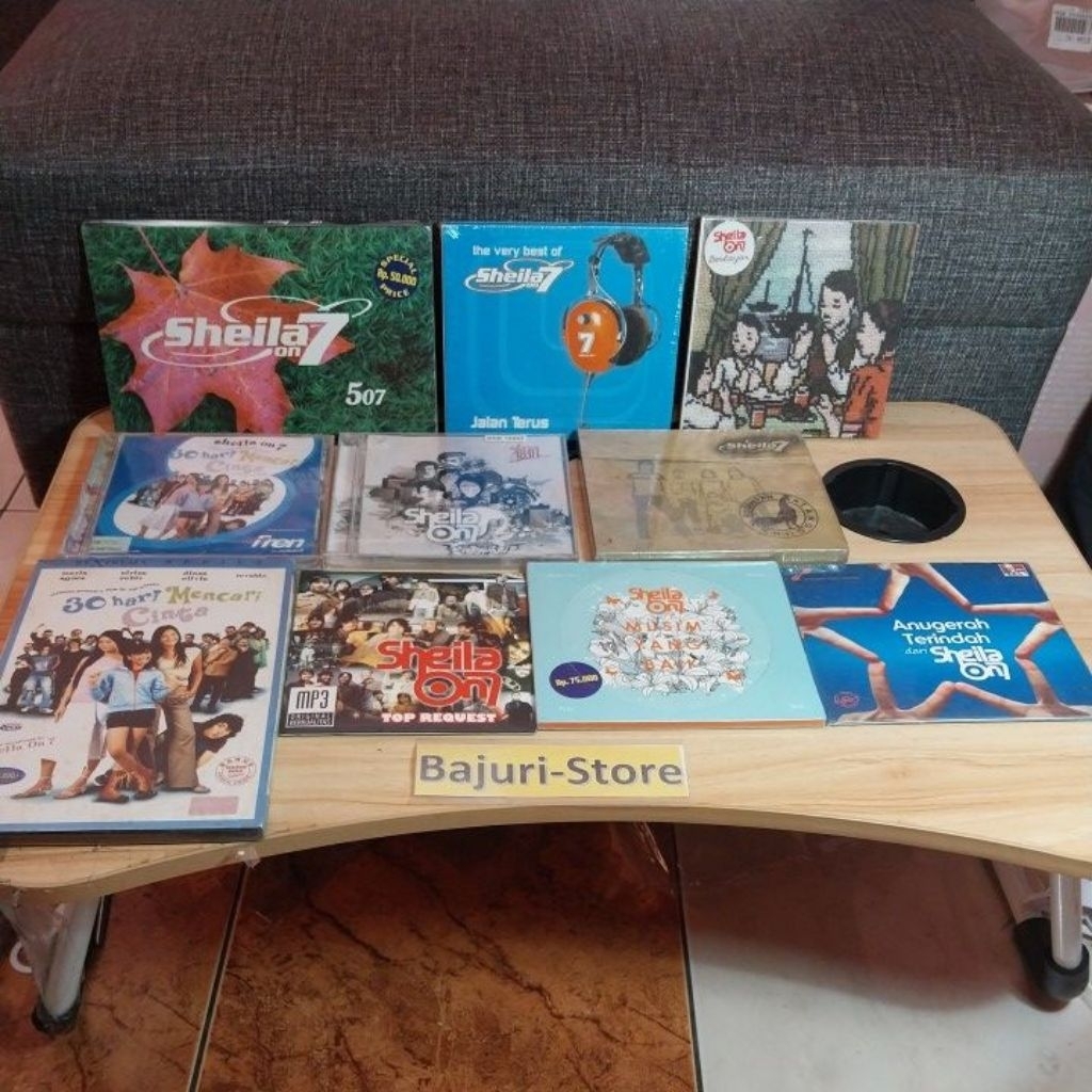 CD "Sheila On 7" + Kaset Pita "Sheila on 7"/Segel/Sealed/Original/Rare/Kolektor Item/Baca Desktripsi