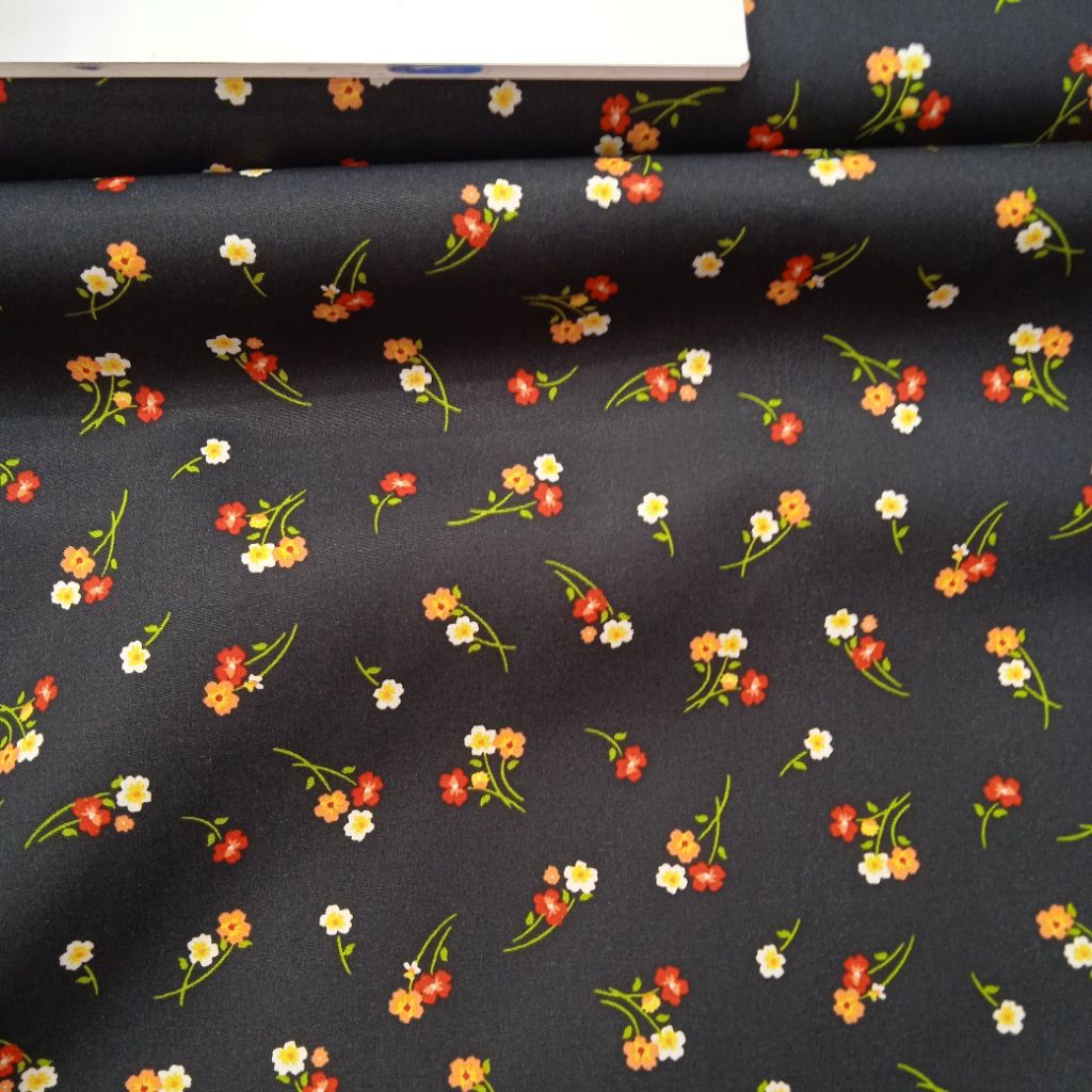 KAIN KATUN POPLINE PREMIUM IMPORT MOTIF BUNGA KECIL