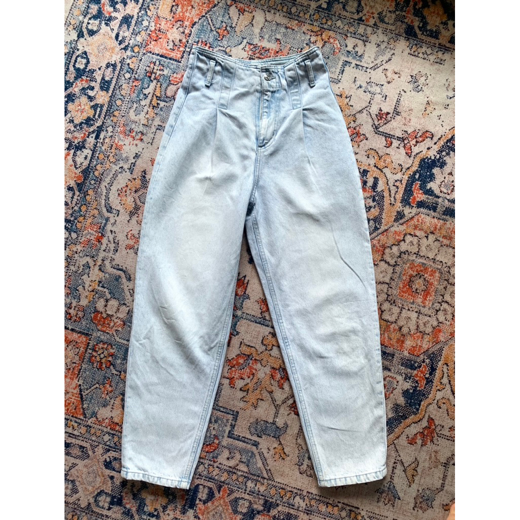 Mom Jeans Zara | High Waist Tapered Fit | Celana Jeans | Preloved