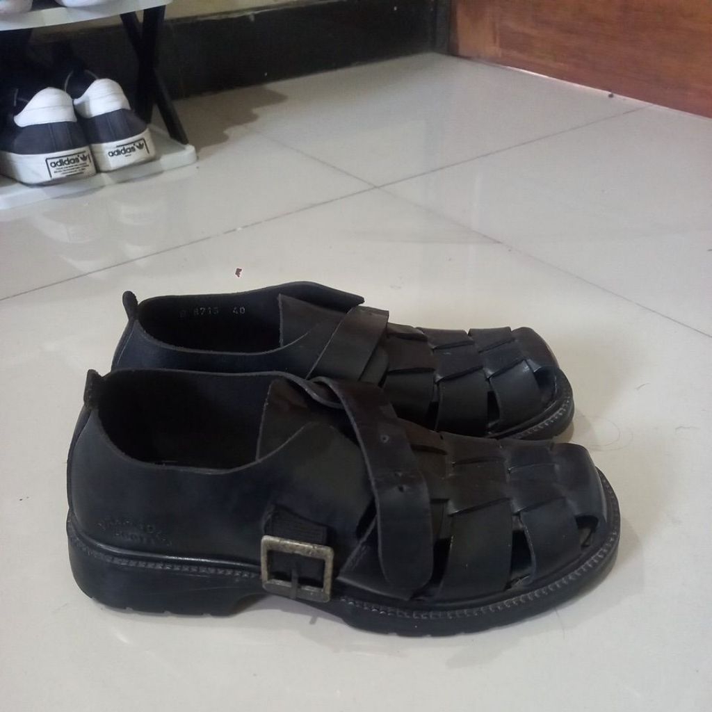 sepatu boots pakalolo