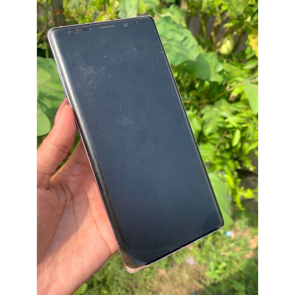 part lengkap mesin samsung note 9 minus lcd dan backdor  kyk di foto masih bisa sentuh klo pakek pen
