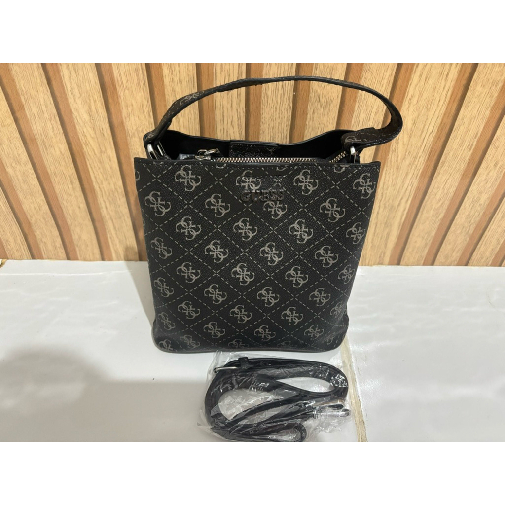 Tas Guess Hitam New
