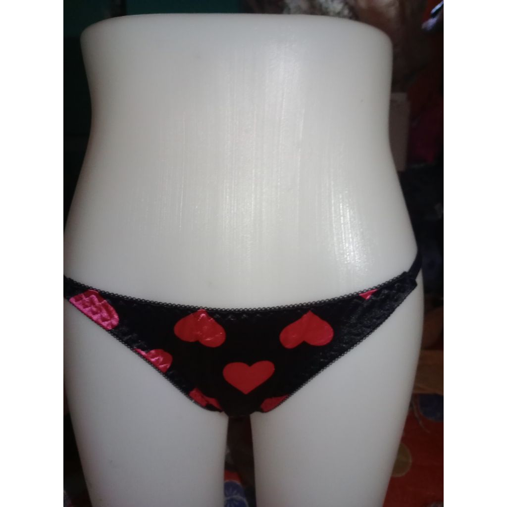 celana dalam wanita satin
