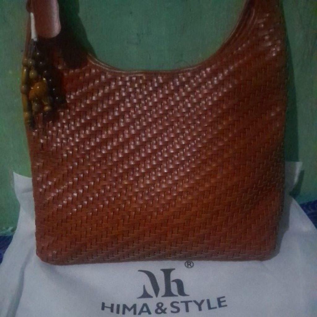 Tas Fashion Hima Tote Anyam Brown