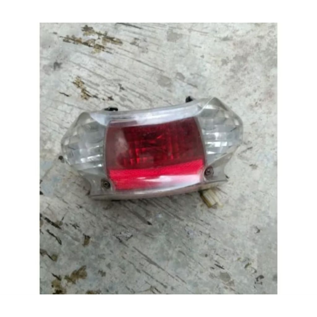 reflektor lampu belakang Mio sporty / smile