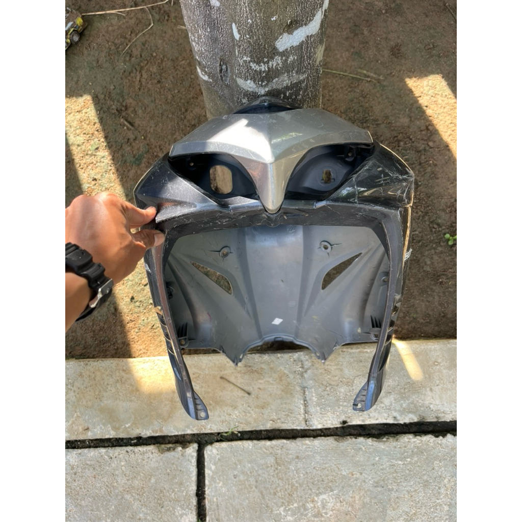 cover body tameng depan set Honda Revo at matic original seken